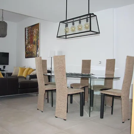 Mit Pool Fuer 2 Personen Und 4 By Interhome