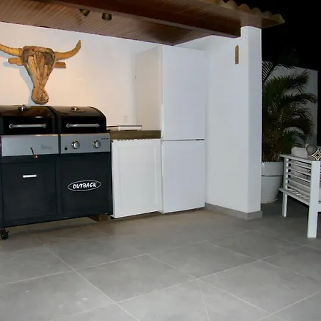 Mit Pool Fuer 2 Personen Und 4 By Interhome