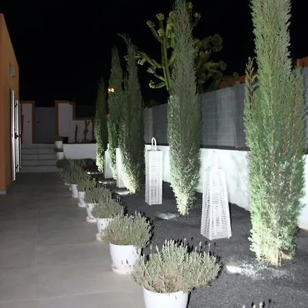 Mit Pool Fuer 2 Personen Und 4 By Interhome Dom wakacyjny *