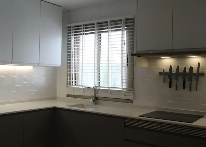 Mit Pool Fuer 2 Personen Und 4 By Interhome *