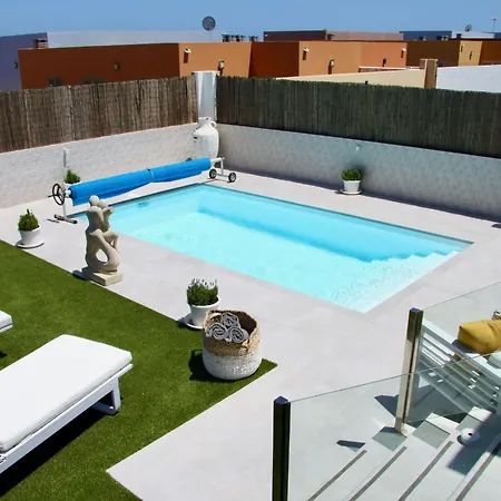 Mit Pool Fuer 2 Personen Und 4 By Interhome La Guirra