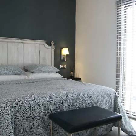 Hébergement de vacances Mit Pool Fuer 2 Personen Und 4 By Interhome