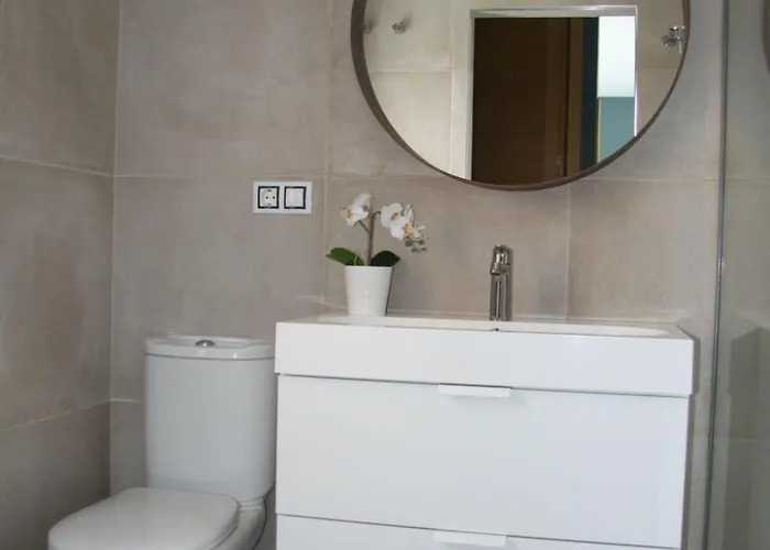 Mit Pool Fuer 2 Personen Und 4 By Interhome La Guirra