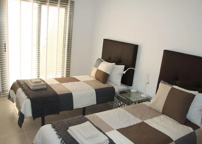 Mit Pool Fuer 2 Personen Und 4 By Interhome *