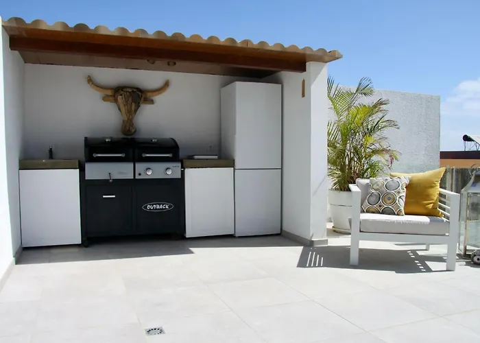 Nyaraló Mit Pool Fuer 2 Personen Und 4 By Interhome La Guirra